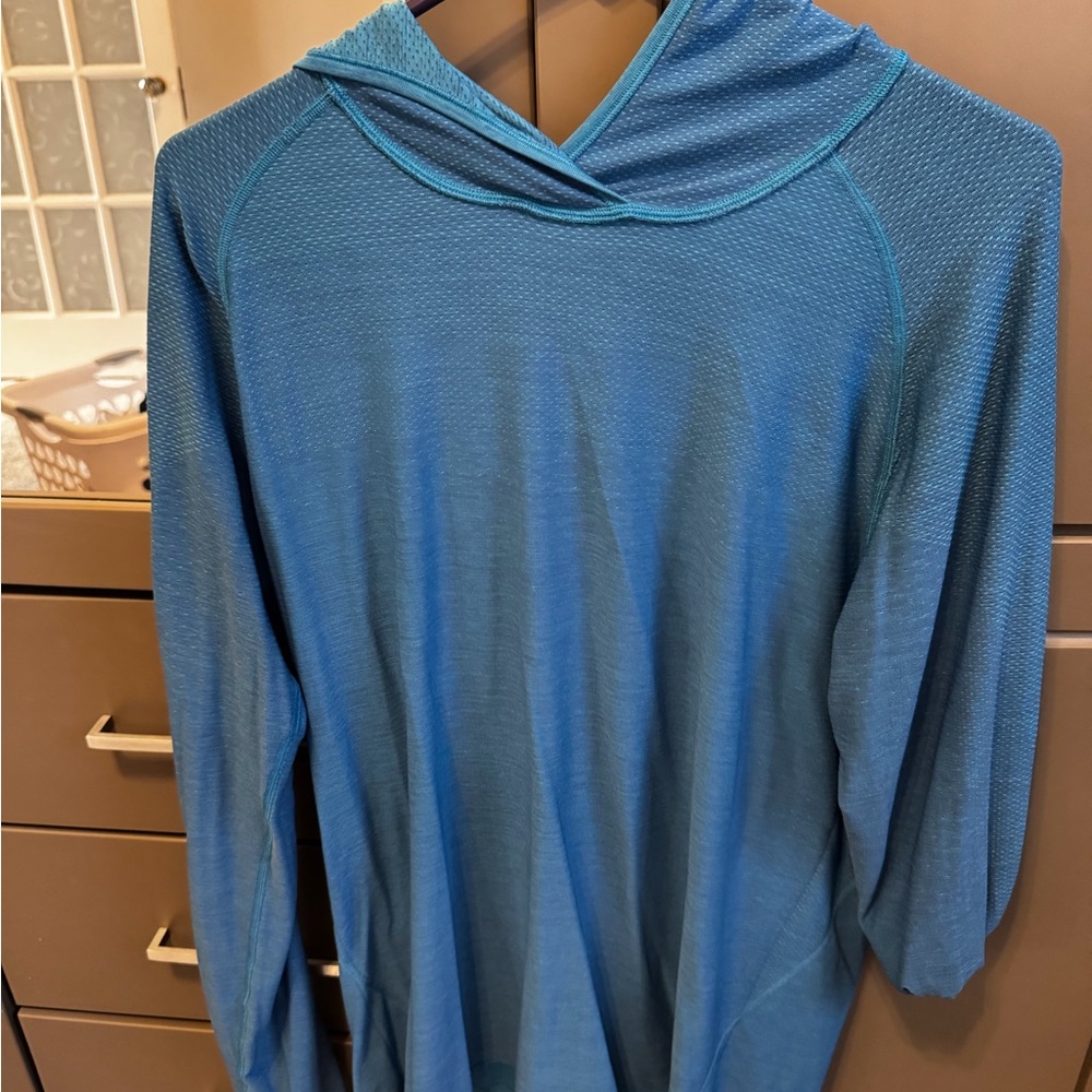 lululemon athletica blue Hooded t shirt